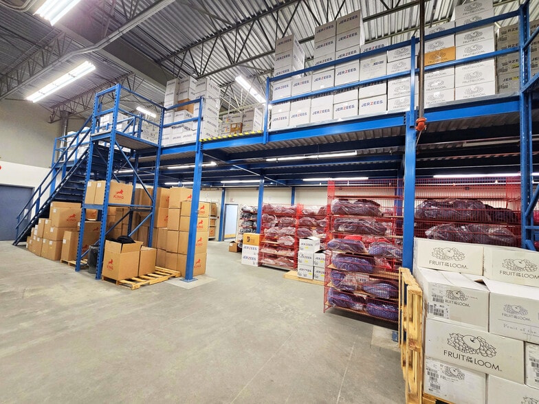 More Photos Of 9285 49 St NW, Edmonton Manufacturing For Sale