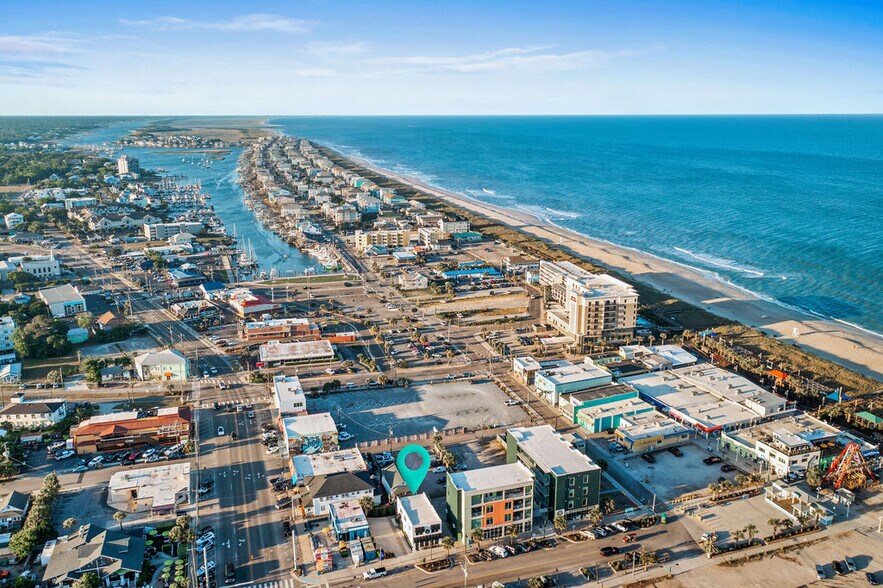 More Photos Of 112 Cape Fear Blvd, Carolina Beach Freestanding For Sale