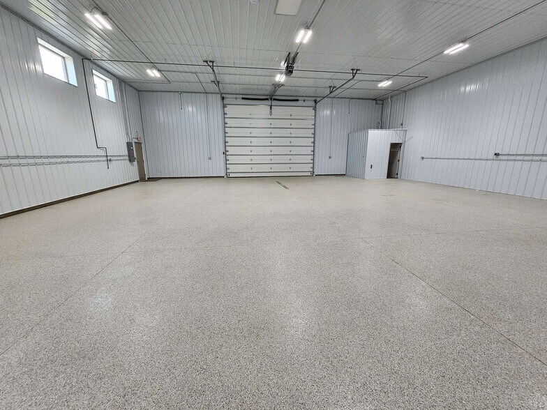 More Photos Of 2000 E Manville Street, Tea Industrial For Lease