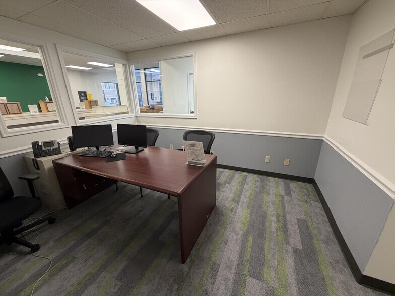 More Photos Of 115 W Main St, Mc Arthur Office For Sale