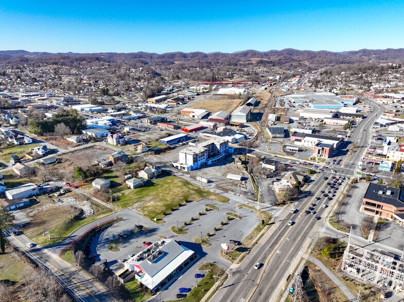 More Photos Of 112 Volunteer Pky, Bristol Land For Sale