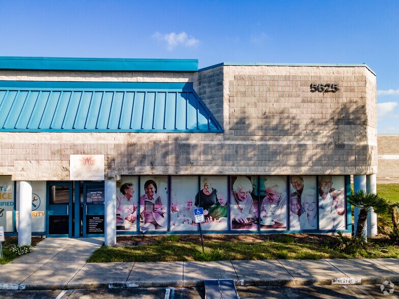 More Photos Of 8507 Benjamin Rd, Tampa Unknown For Lease