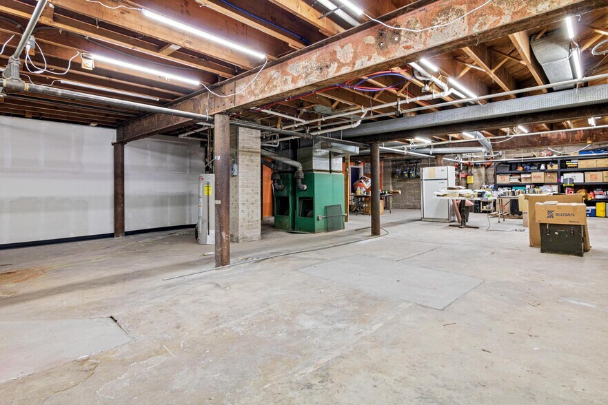 More Photos Of 5611 Chicago Ave, Minneapolis Storefront For Sale