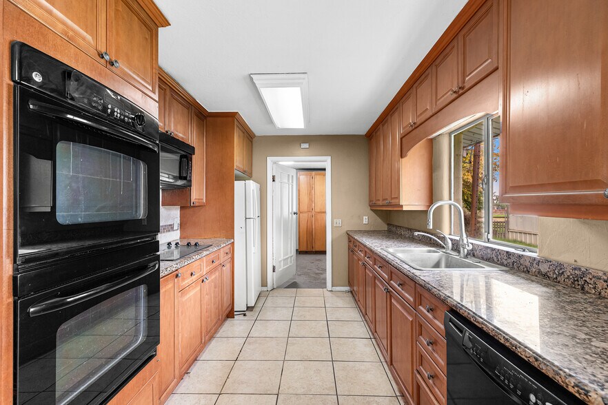 More Photos Of 9676 S Airport Way, Manteca Specialty For Sale