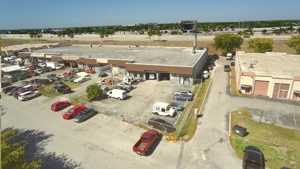 More Photos Of 12250-12282 SW 117th Ct, Miami Service For Sale