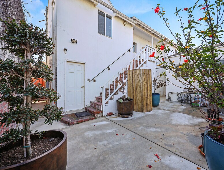 More Photos Of 9012-9016 W Olympic Blvd, Beverly Hills Medical For Lease