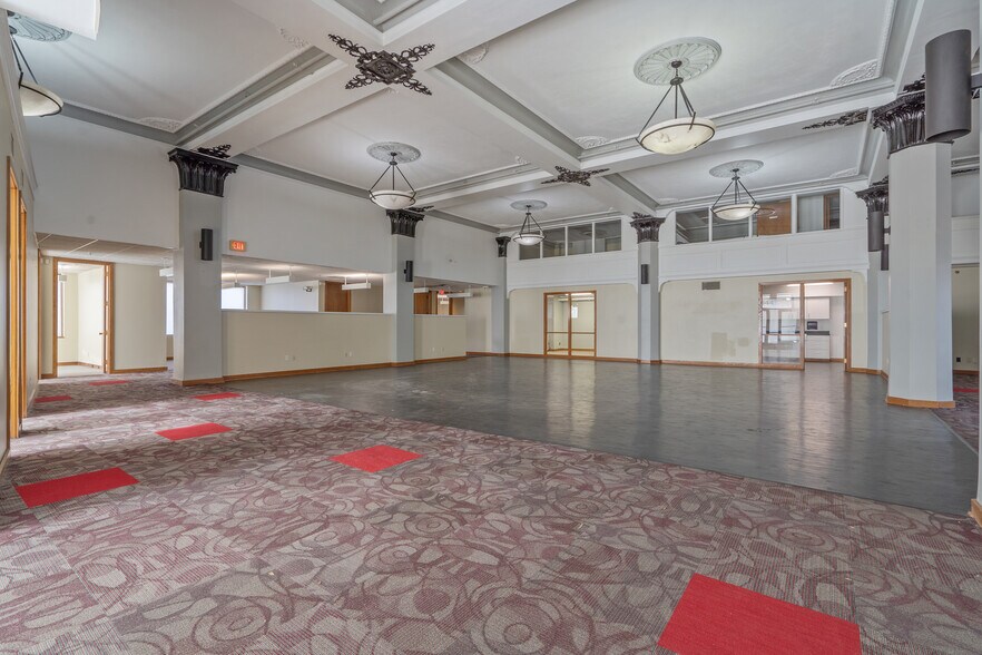 More Photos Of 344 W Genesee St, Syracuse Loft Creative Space For Lease