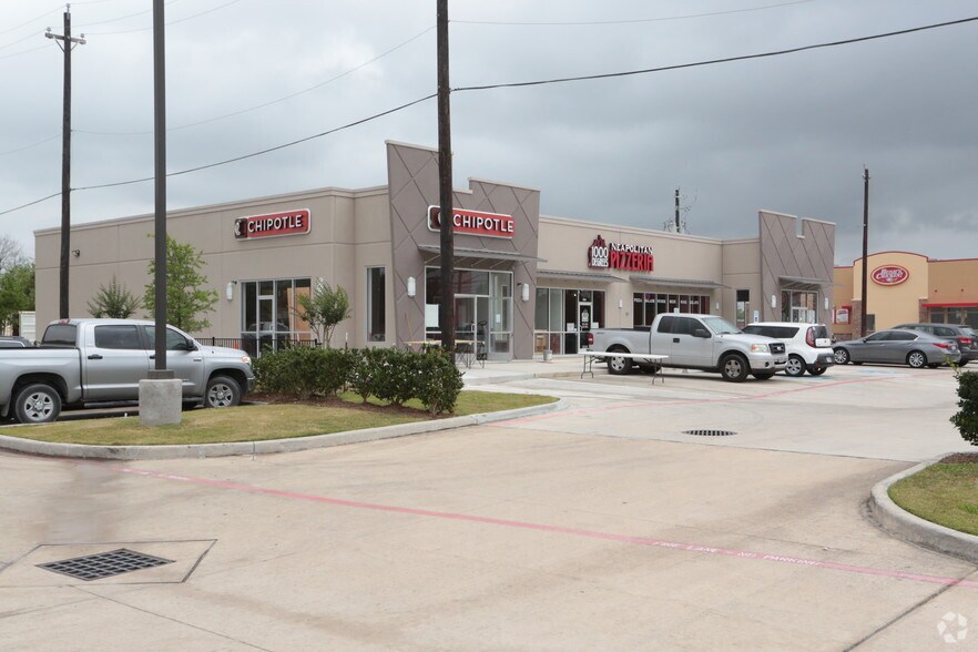 More Photos Of 8035 Spencer Hwy, Deer Park General Retail For Sale