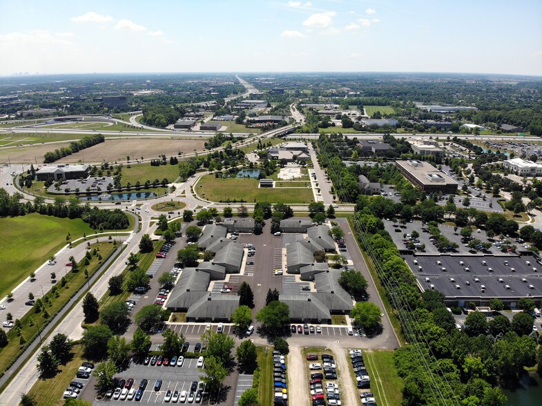 More Photos Of 6631 Commerce Pky, Dublin Light Distribution For Lease