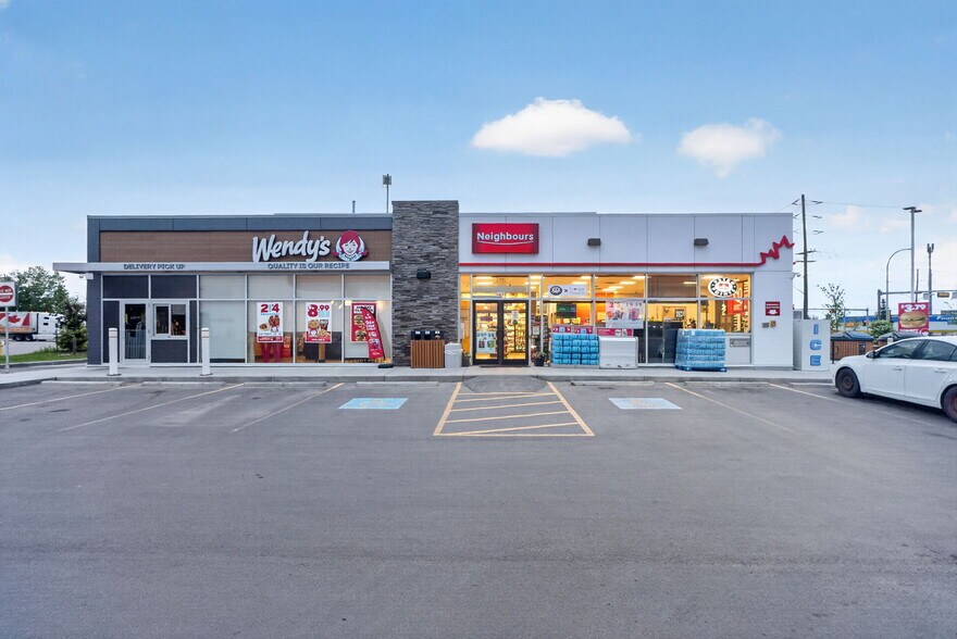 More Photos Of 4905 Roper Rd NW, Edmonton Unknown For Lease