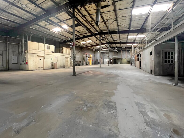 More Photos Of 2601 Ohio Ave, Saint Louis Manufacturing For Sale