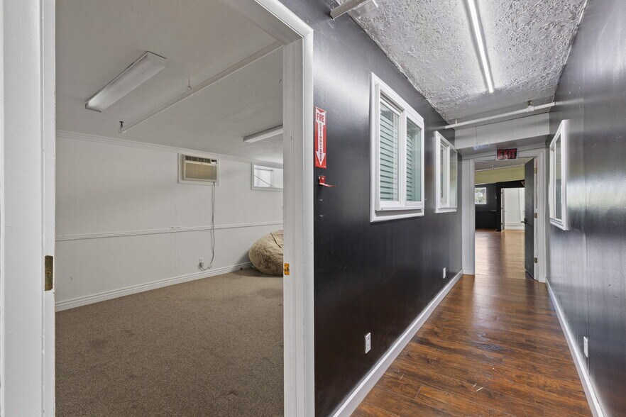 More Photos Of 7095 W 3500 S, Salt Lake City Service For Sale