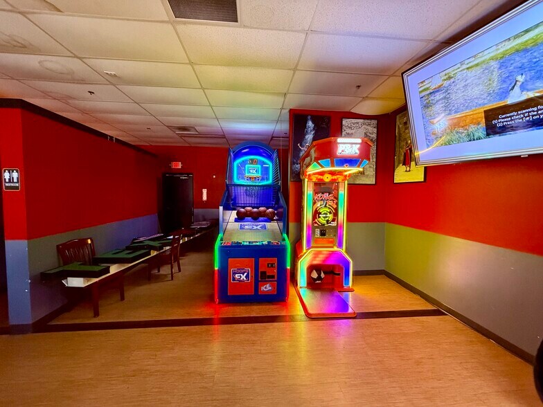 More Photos Of 11657 Lakeridge Pky, Ashland Storefront Retail Office For Lease