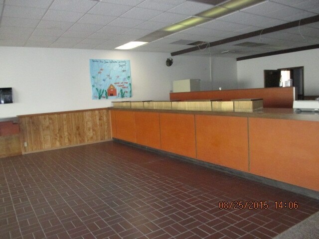 More Photos Of 398 Main St, Tulelake Bank For Sale