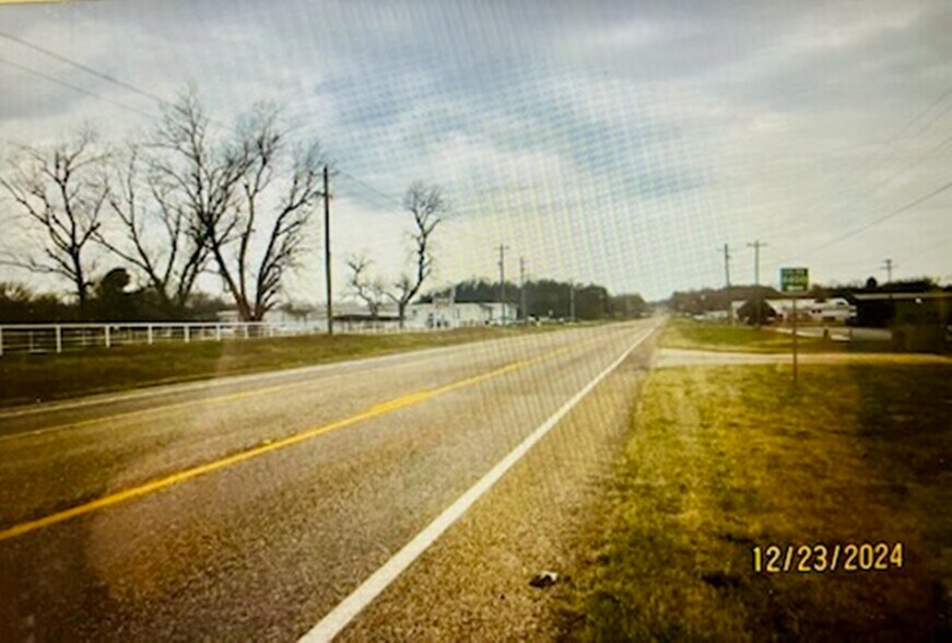 More Photos Of 1205 E Coke Rd, Winnsboro Manufacturing For Sale