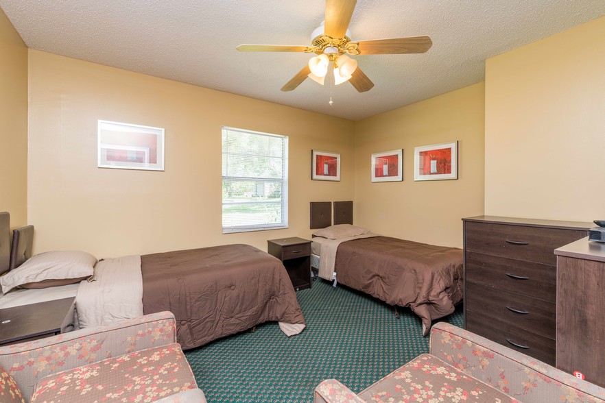 More Photos Of 15458 Snow Memorial Hwy, Brooksville Assisted Living For Sale