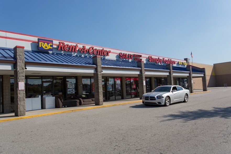 More Photos Of 7048 Highway 85, Riverdale Unknown For Lease