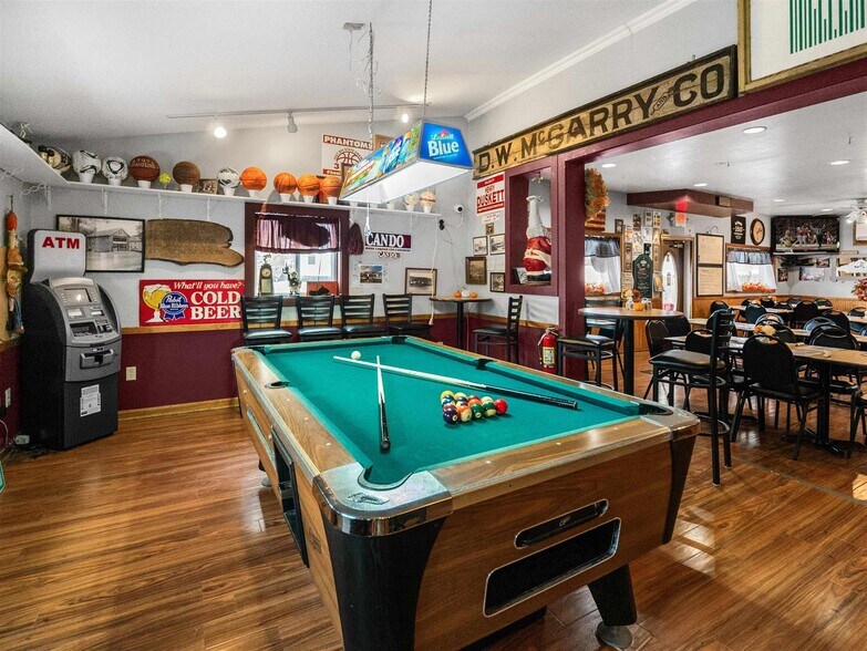 More Photos Of 25 North St, Proctor Restaurant For Sale
