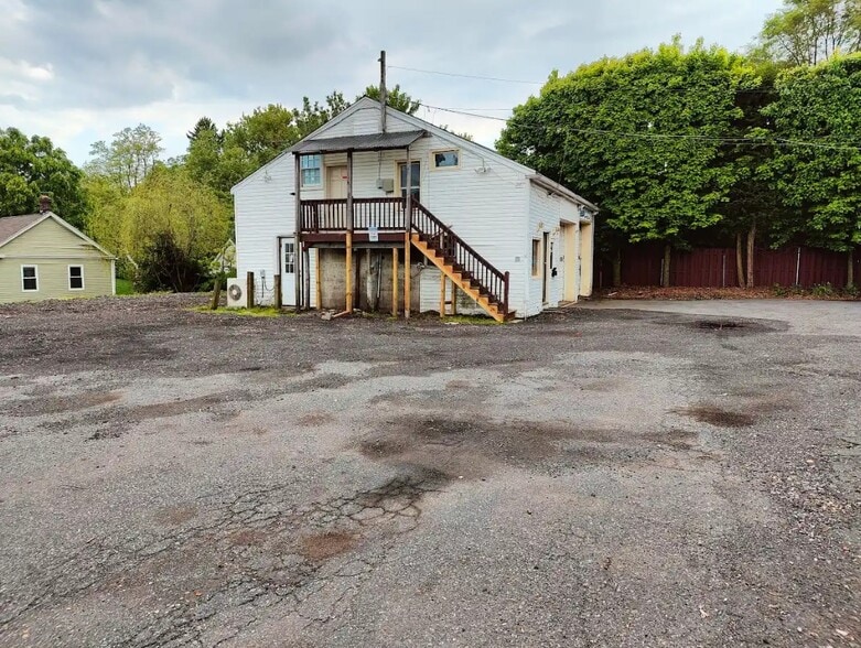 More Photos Of 56 Park Ave, Summit Auto Repair For Lease