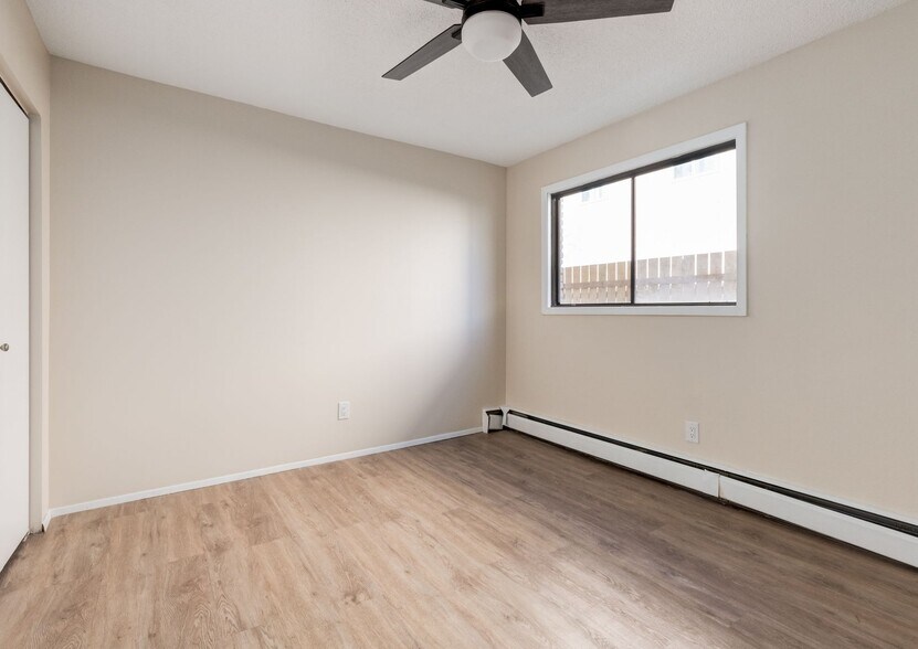 More Photos Of 120 29 Ave, Calgary Apartments For Sale