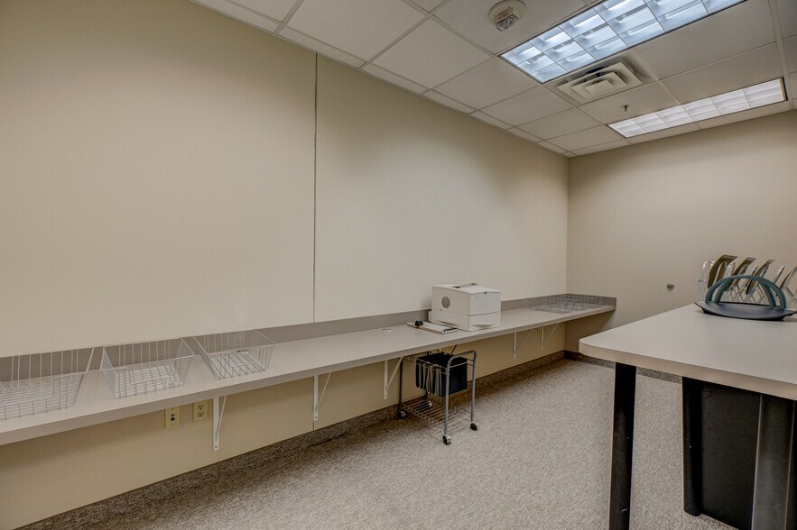 More Photos Of 1201 Yale Pl, Minneapolis Apartments For Sale