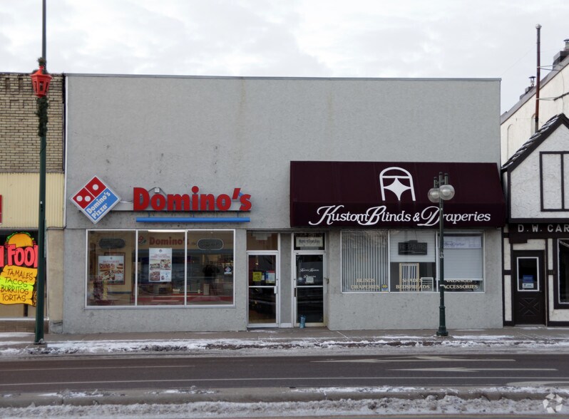 More Photos Of 112-114 W Broadway St, Monticello Storefront For Lease