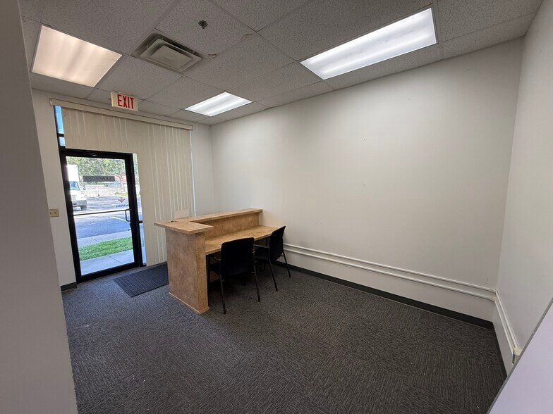 More Photos Of 4200 Church St, Sanford Warehouse For Lease
