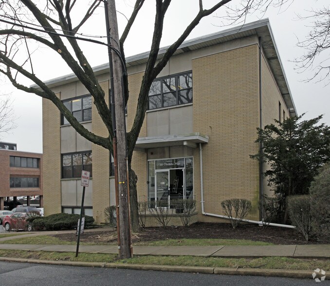 More Photos Of 120 Charlotte Pl, Englewood Cliffs Medical For Lease