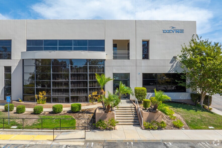 More Photos Of 11 Vanderbilt, Irvine Research And Development For Sale