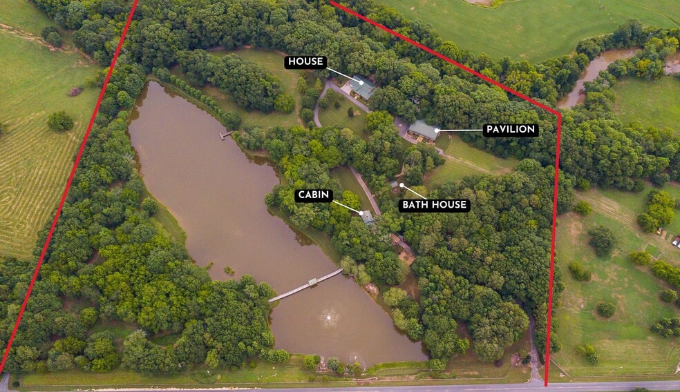 Primary Photo Of 565 Owens Gin Rd NE, Calhoun Lodge Meeting Hall For Sale