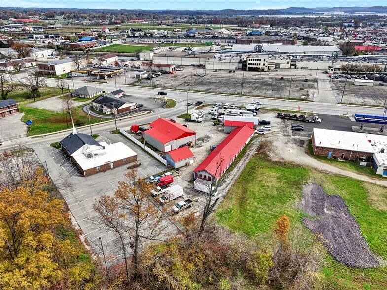 More Photos Of 133 W Blue Lick Rd, Shepherdsville Auto Repair For Sale