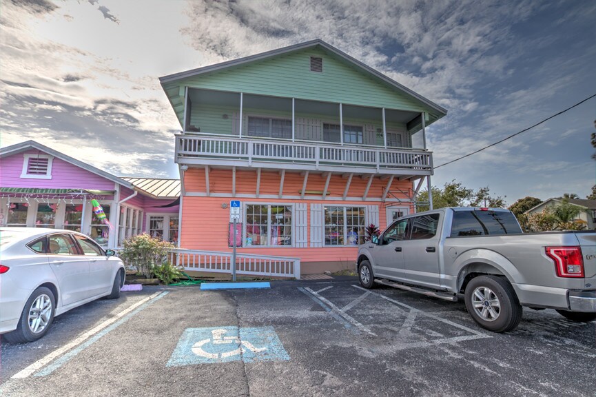 More Photos Of 102 W Shell Point Rd, Ruskin Storefront For Sale