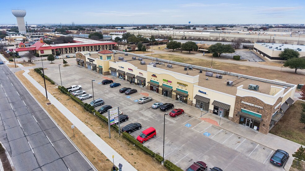 More Photos Of 4135-4145 Belt Line Rd, Addison Unknown For Lease