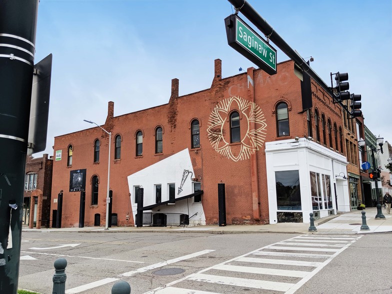 More Photos Of 1 N Saginaw St, Pontiac Office For Sale