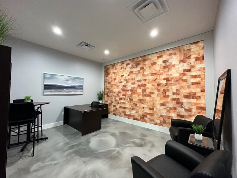 Primary Photo Of 760 Currency Cir, Lake Mary Medical For Lease