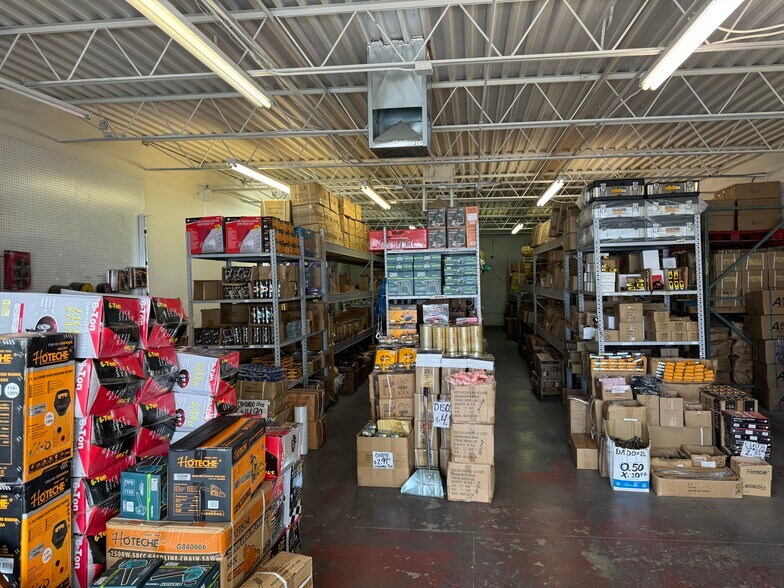 More Photos Of 404-406 Sixth Ave, El Paso Warehouse For Sale