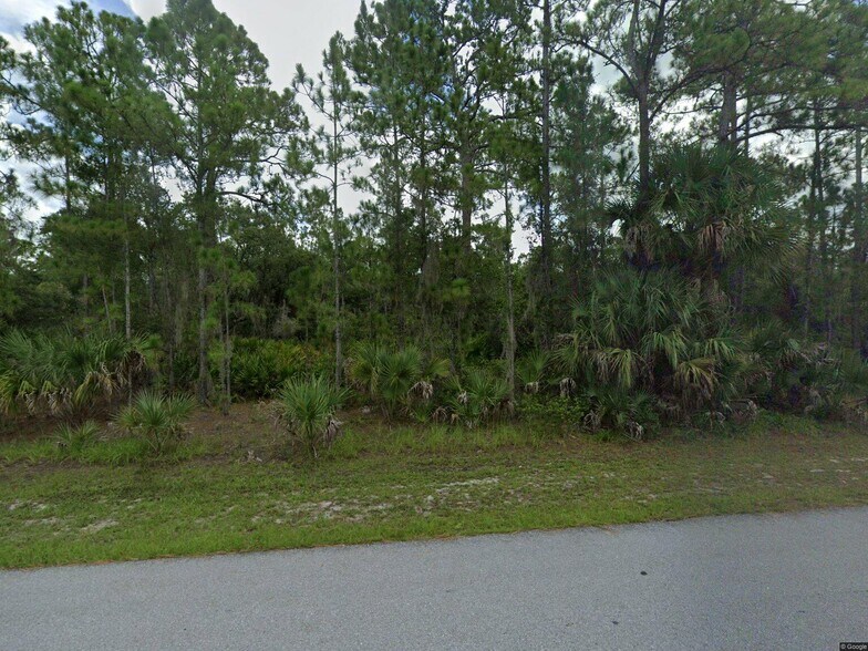 Primary Photo Of 256 Ellington st, Port Charlotte Land For Lease