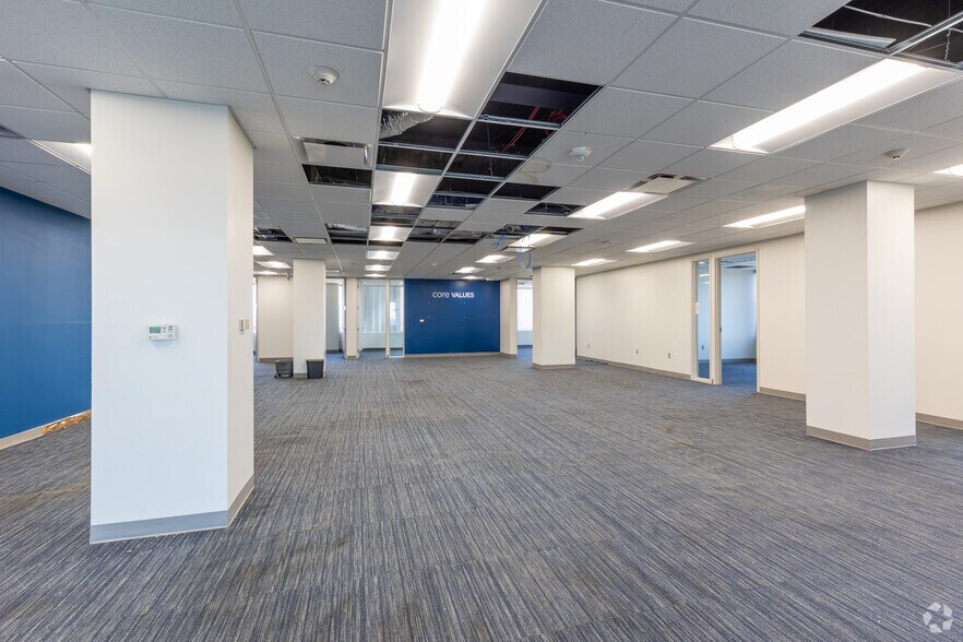 More Photos Of 30500 Van Dyke Ave, Warren Office For Lease