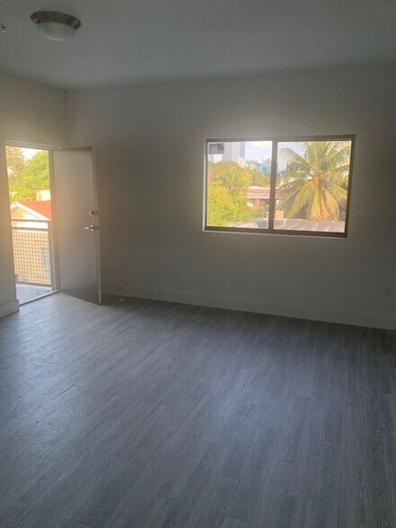 More Photos Of 751 NW 1st St, Miami Apartments For Sale