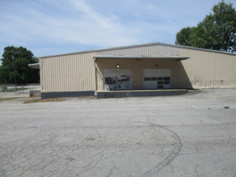 More Photos Of 91 New Leicester Hwy, Asheville Flex For Sale