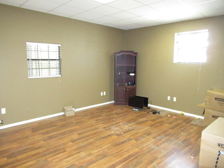 More Photos Of 3007 North CR-1108, Midland Industrial For Lease