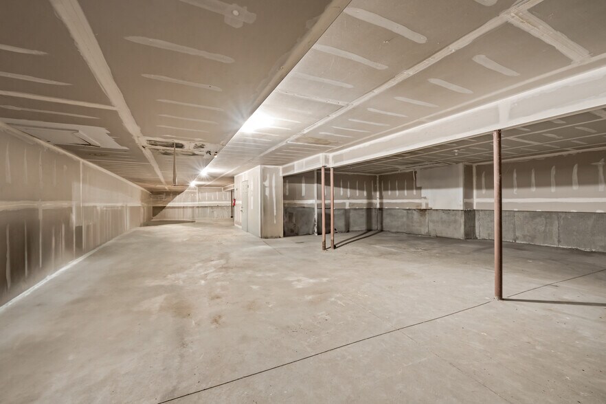 More Photos Of 1412 10th St, Greeley Apartments For Sale