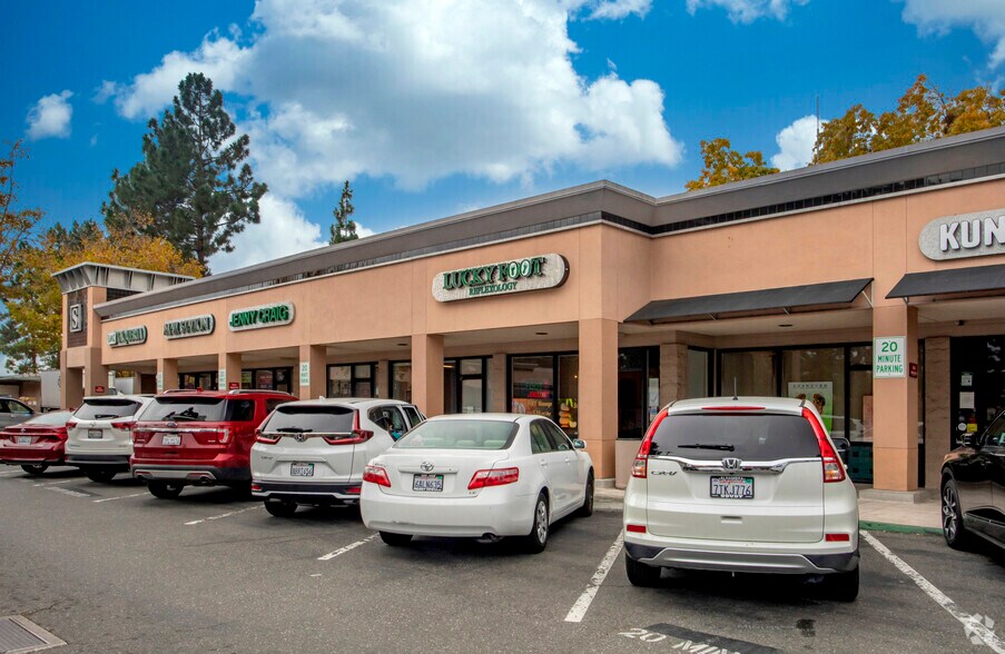 More Photos Of Saratoga Ave @ SWC Saratoga Ave. & Kiely Blvd., San Jose Unknown For Lease