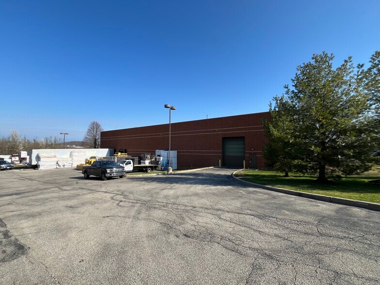 More Photos Of 401 Technology Dr, Canonsburg Light Distribution For Sale