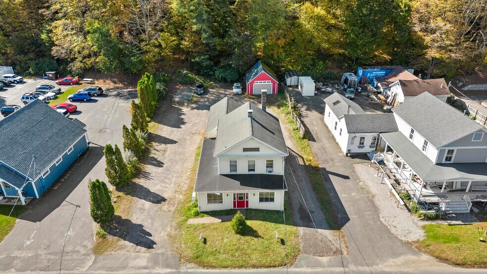 Primary Photo Of 433 Main St, New Hartford Office Residential For Lease