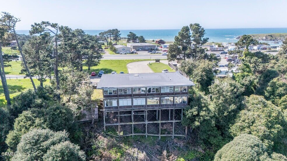 More Photos Of 1102 S Main St, Fort Bragg Office For Sale