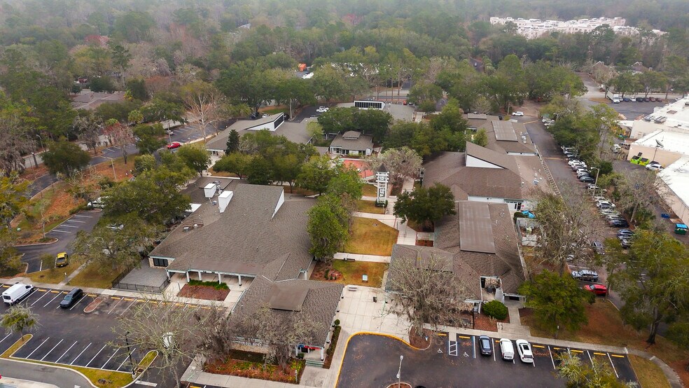 More Photos Of 2441 NW 43rd St, Gainesville Storefront For Sale