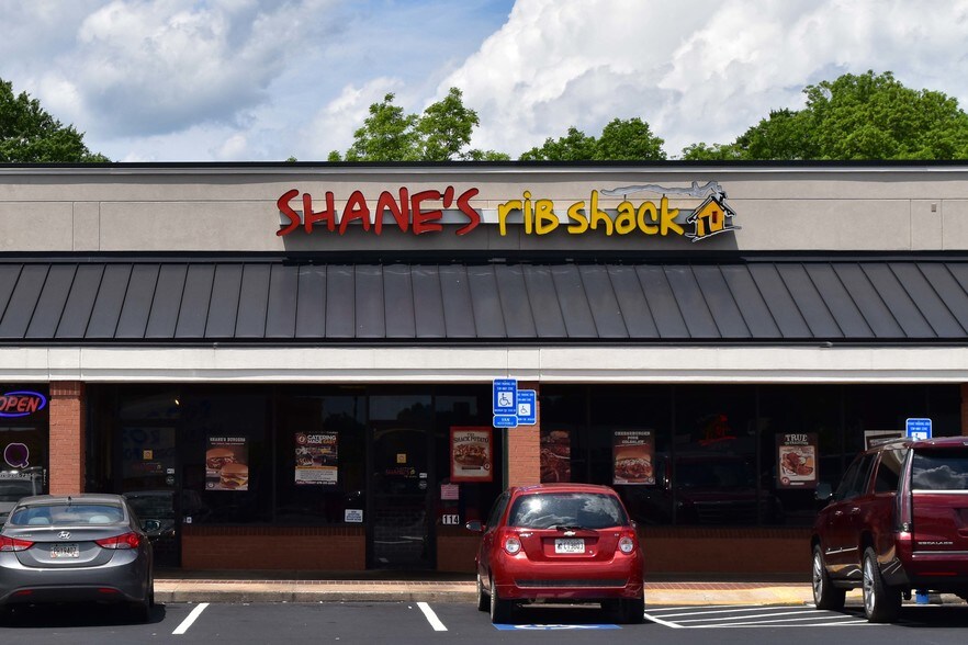 More Photos Of 100 Spalding Square, Griffin Unknown For Lease