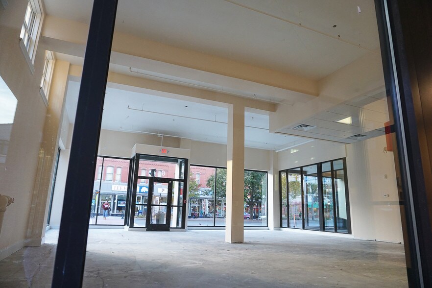 More Photos Of 64-74 North St, Pittsfield Office For Lease