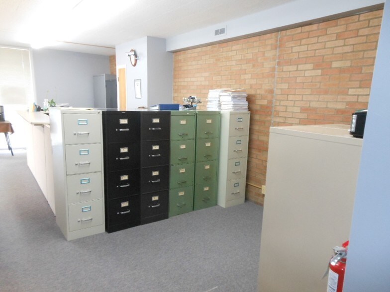 More Photos Of 1848-1850 W Galbraith Rd, Cincinnati Office For Sale